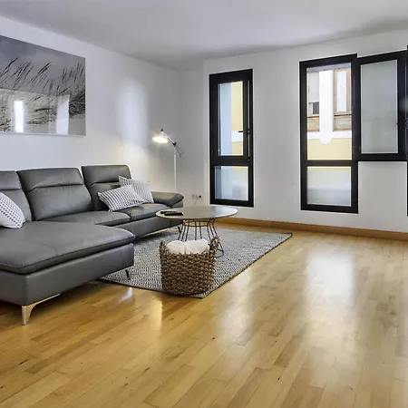 El Estudio De Lela * 阿雷西费